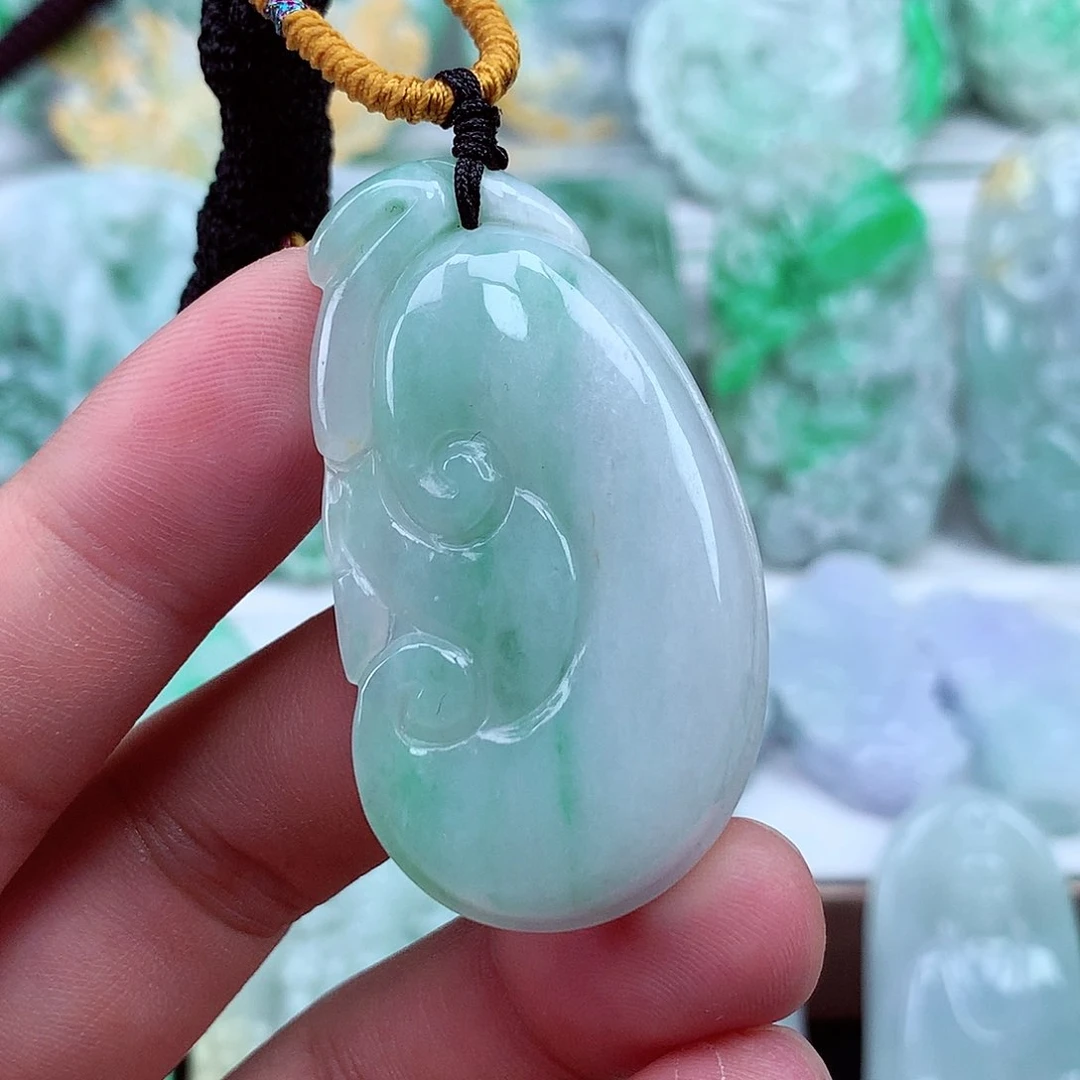 翡翠未镶嵌颈饰翡翠吊坠