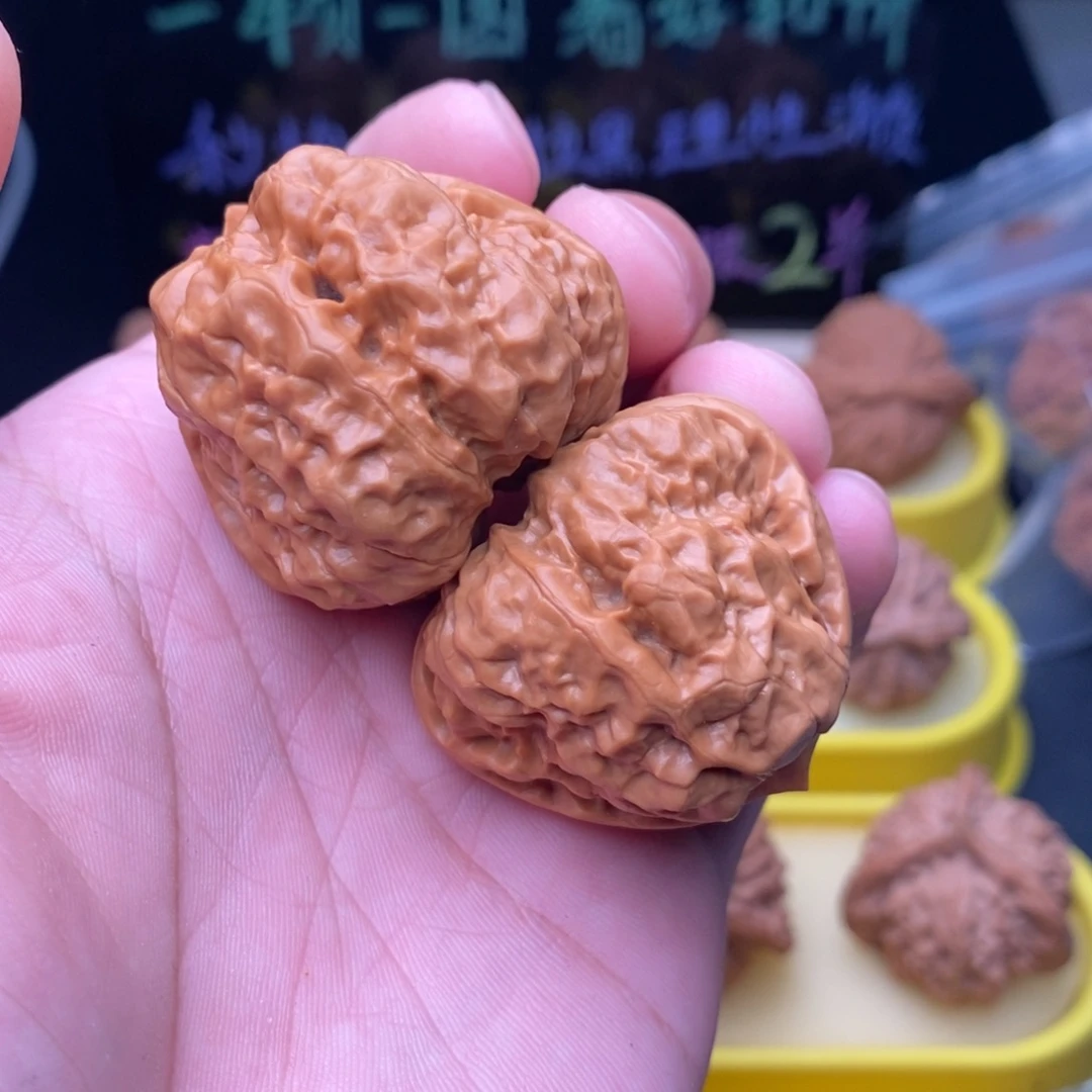 桃核吊坠三角蛙尺寸40