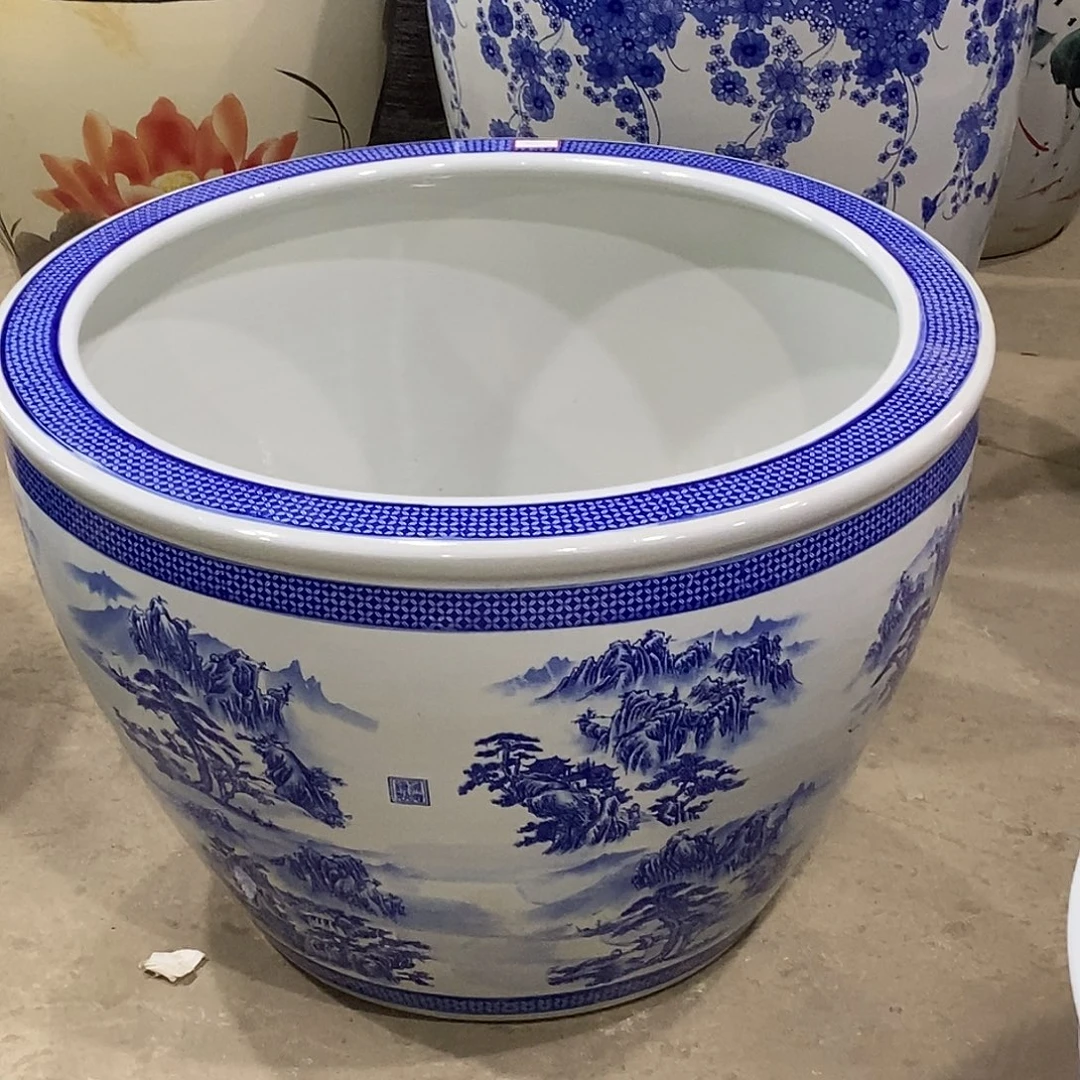 那***棒景德镇陶瓷鱼缸艺术