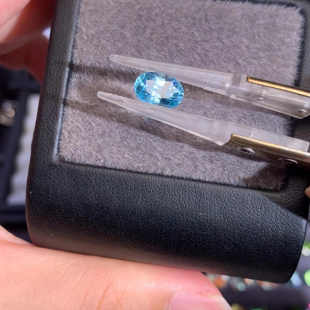 裸石天然锆石未镶嵌3.02ct