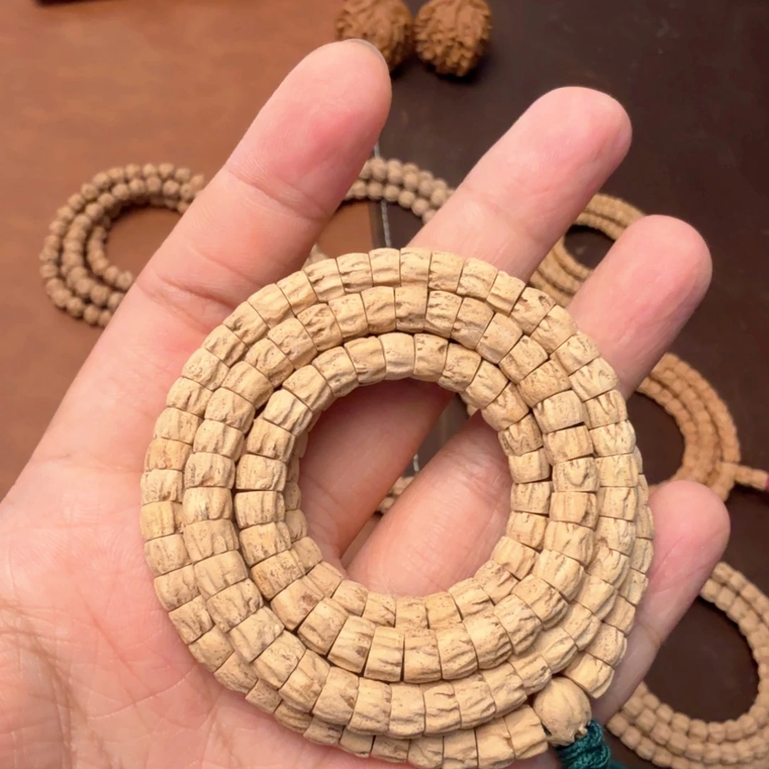 喜***果柏香籽/百香籽吊坠