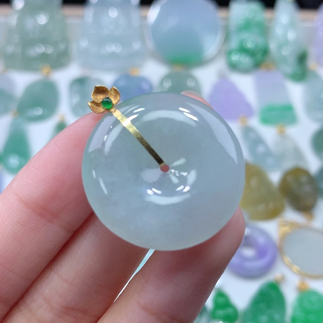 颈饰18K金镶嵌翡翠翡翠