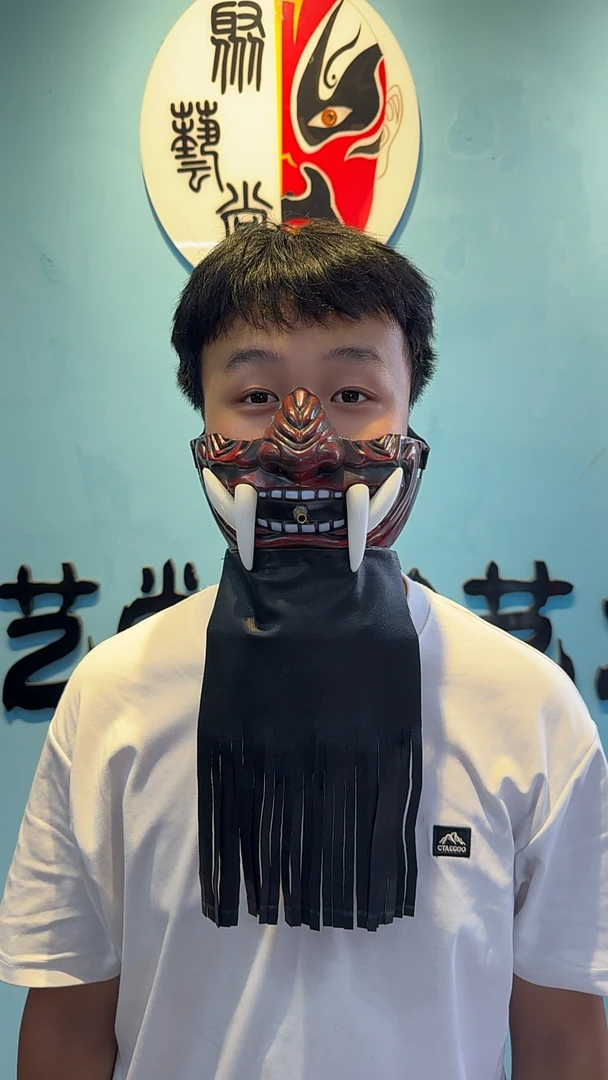 川剧变脸喷火面具