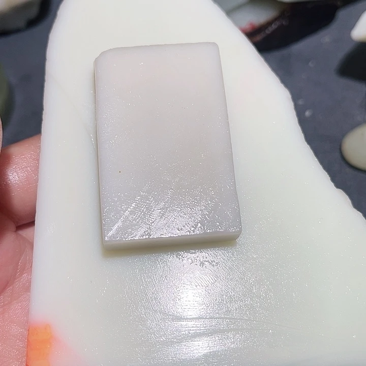 z****和田玉（糖玉）未镶嵌珠宝奇石