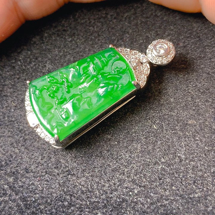 颈饰未镶嵌翡翠翡翠