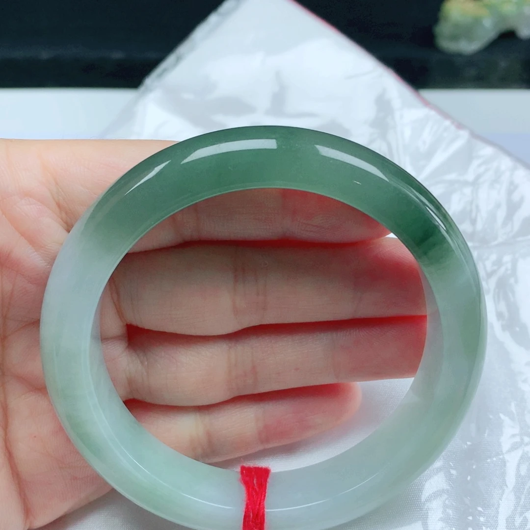 翡翠手镯未镶嵌58