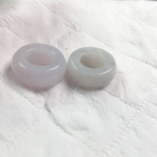 翡翠颈饰未镶嵌心***?吊坠