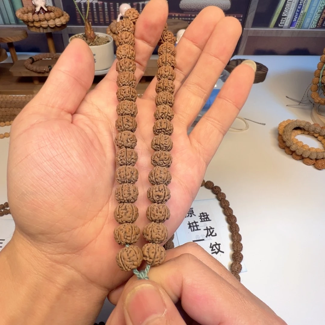 手串金刚菩提开播炸福利纯血勿里达老树王小金刚手持11mm