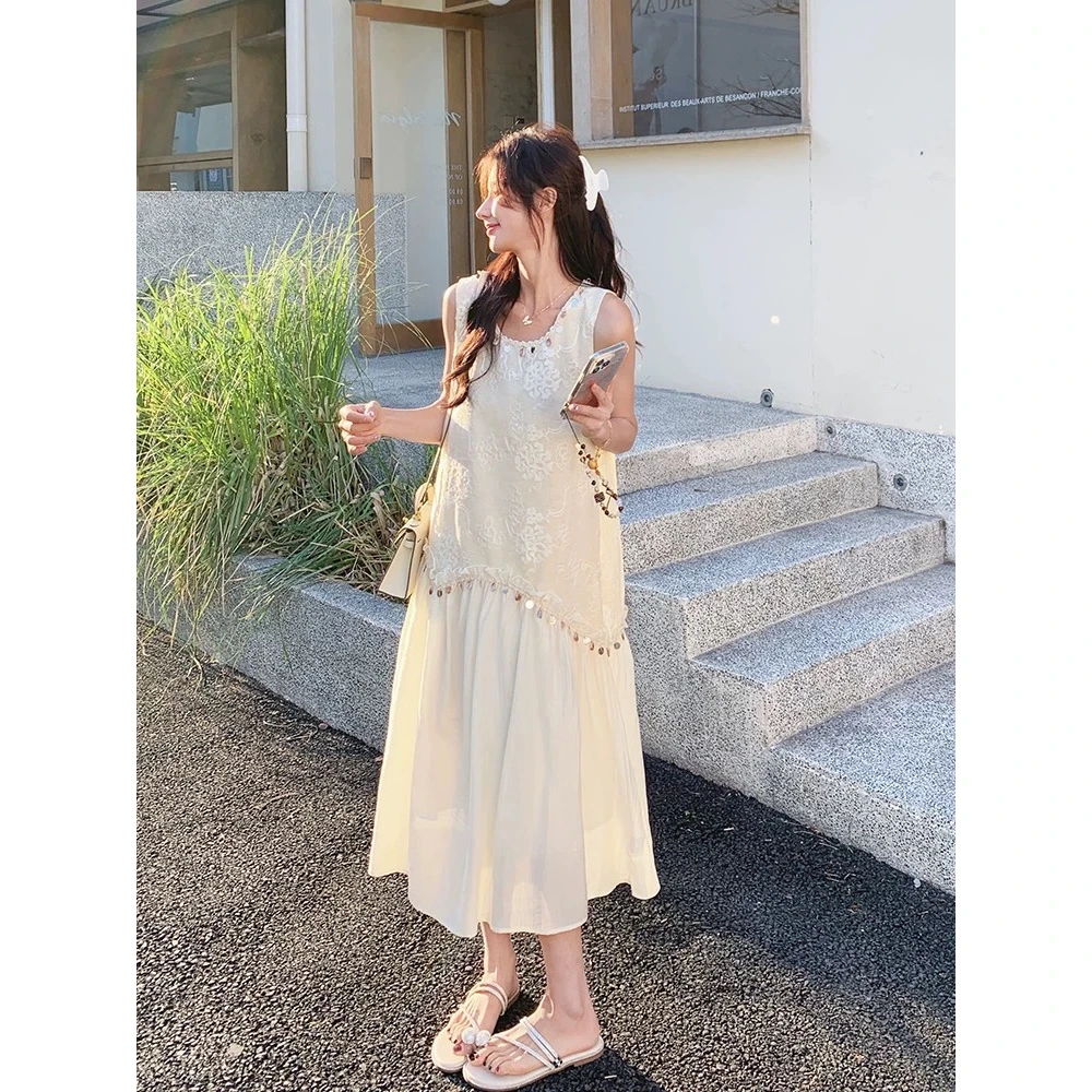 法式浪漫重工贝壳亮片刺绣连衣裙女夏2025新款白色气质无袖背心裙