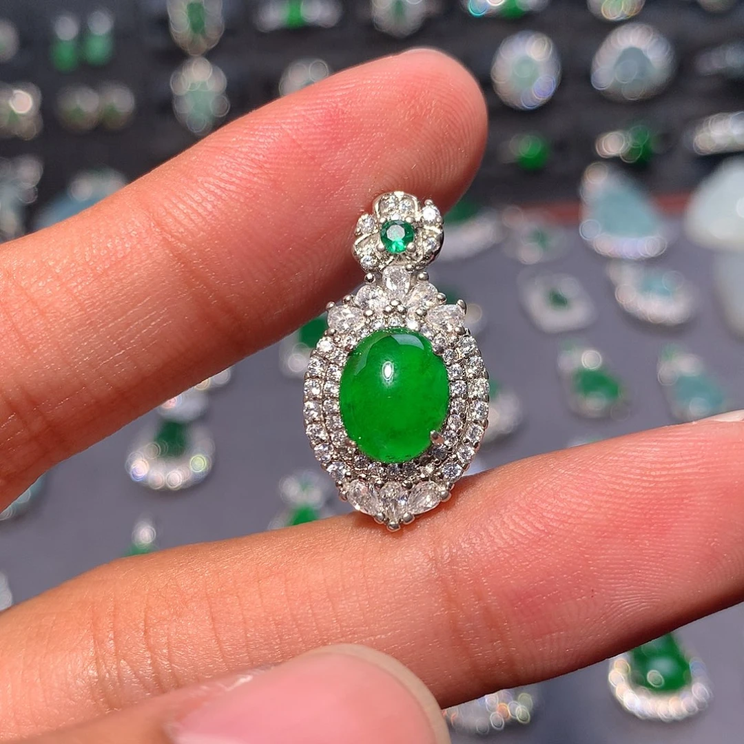 翡翠未镶嵌吊坠(不含链)