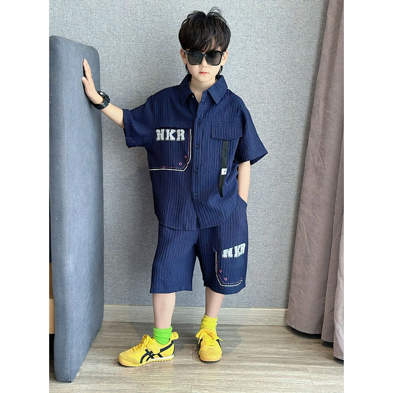 男童夏季时尚新款轻薄潮酷印花织带衬衫套装中大童短袖短裤两件套