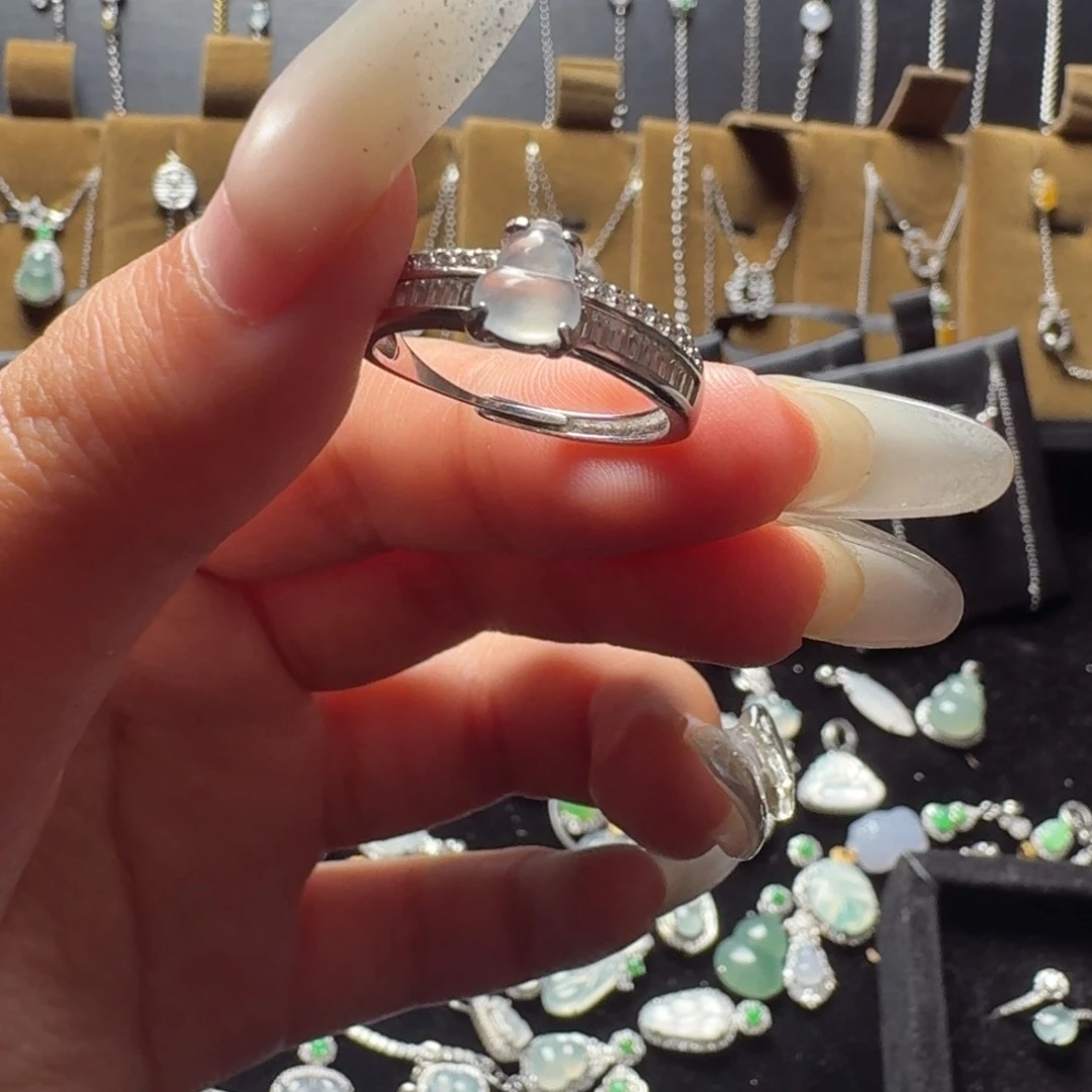 银S925镶嵌戒指翡翠