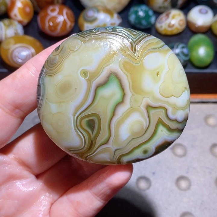 未镶嵌玛瑙/玉髓珠宝半成品11