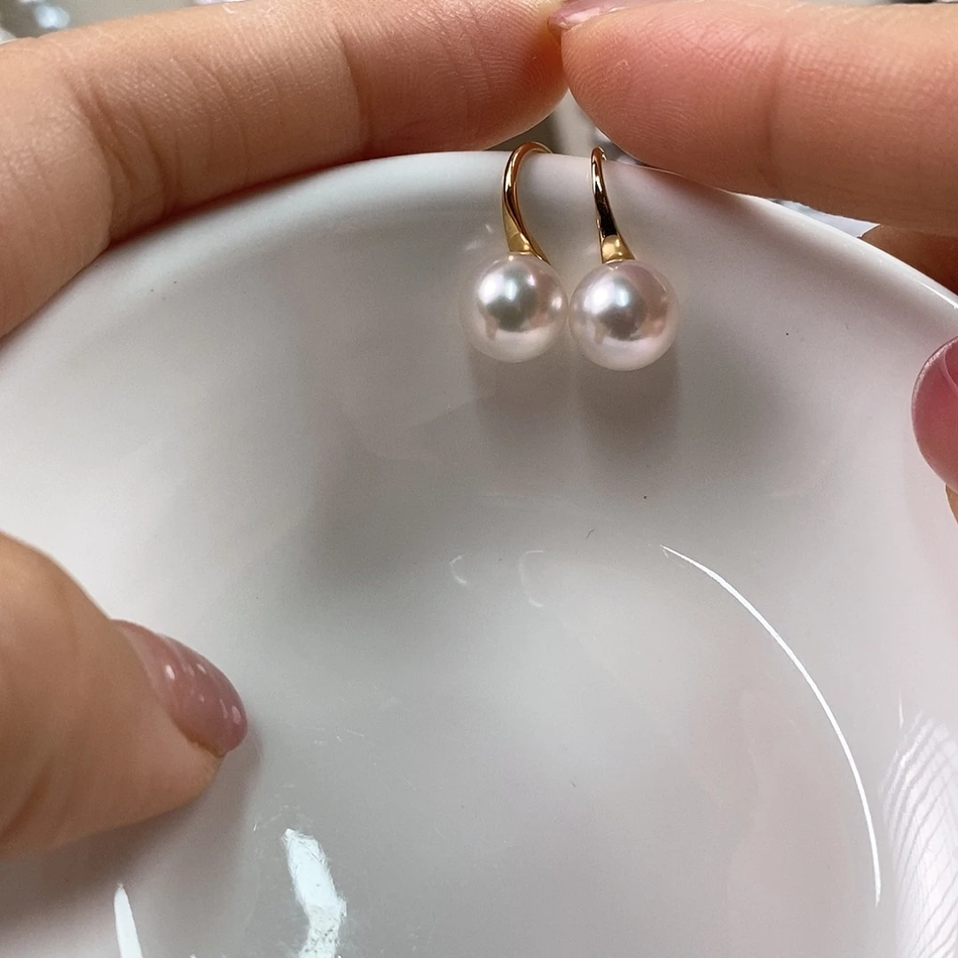 耳饰18K金镶嵌海水珍珠8.5-9mm日本海水珍珠耳钩（特选品质）