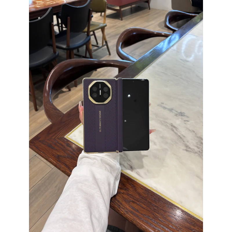 适用于华为MateX6/MateX5秒变XTs压纹镜头保护商务中轴手机壳