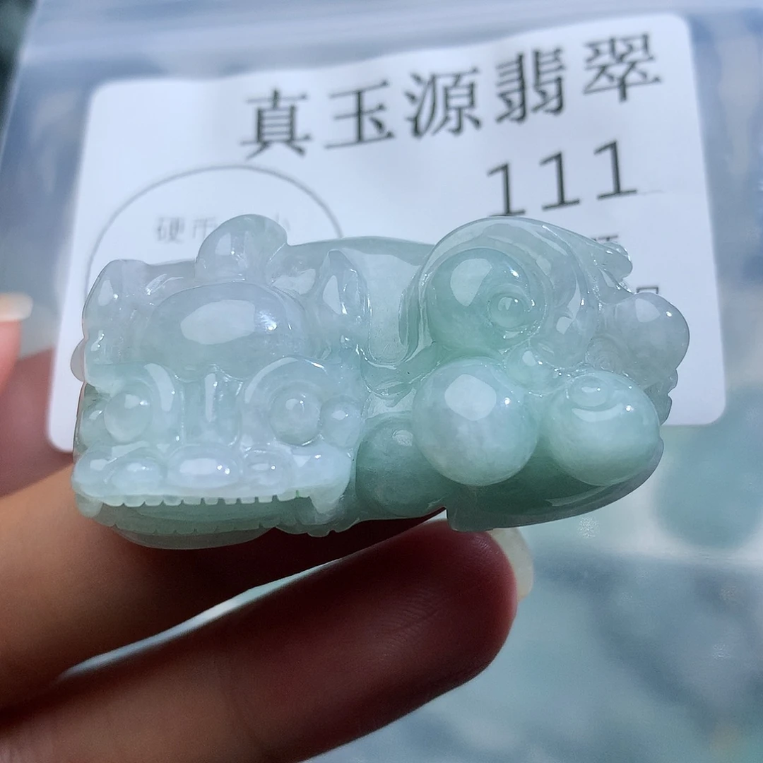 翡翠未镶嵌颈饰111