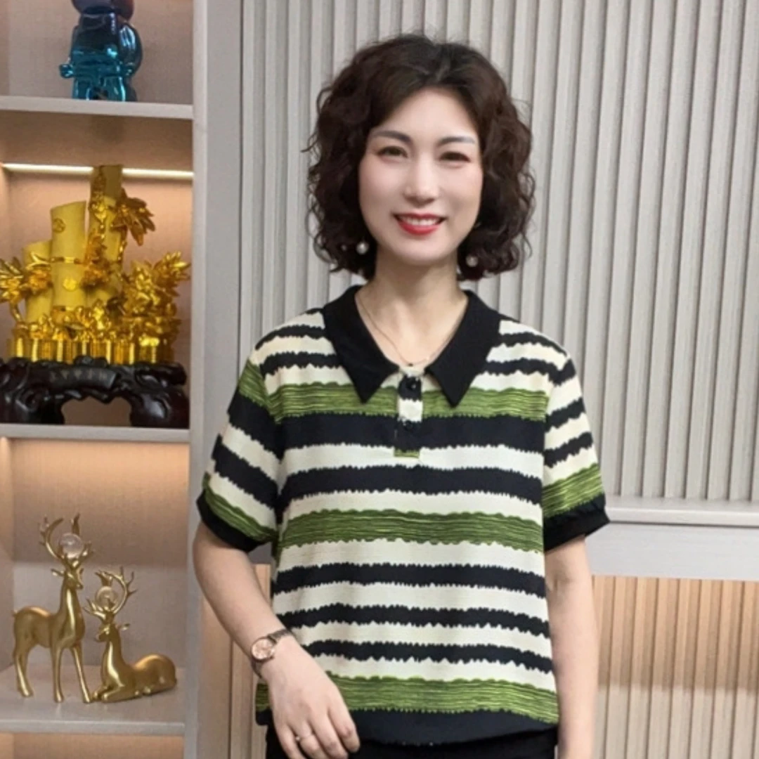 妈妈装流行欧若拉时尚潮牌女装宽松夏装女士独特漂亮小衫休闲短袖