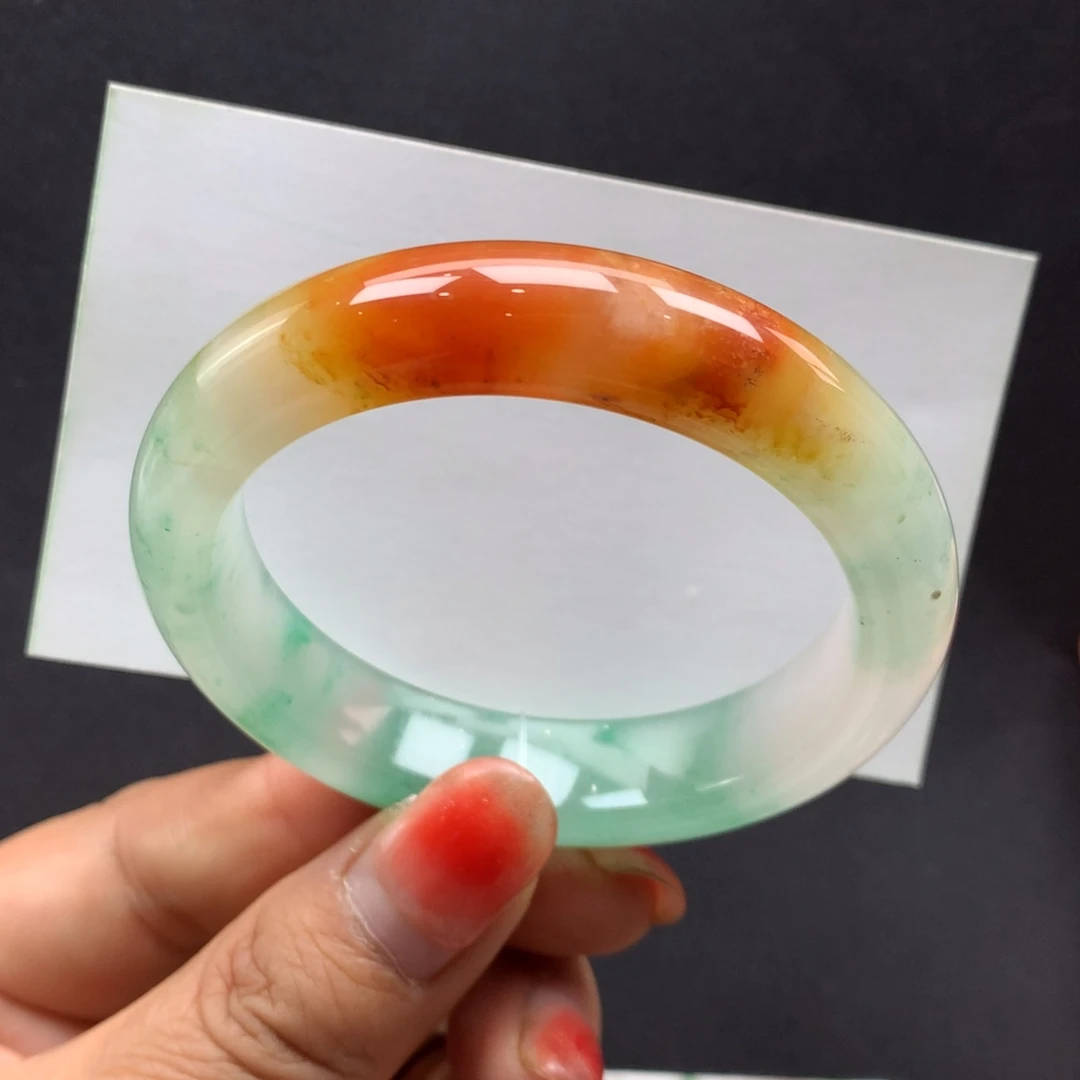 石英质玉未镶嵌手镯