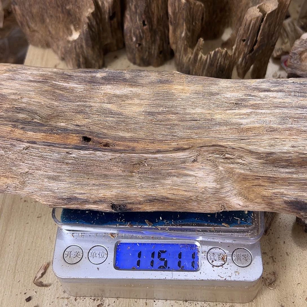 香料绿奇楠虫漏115克乌身