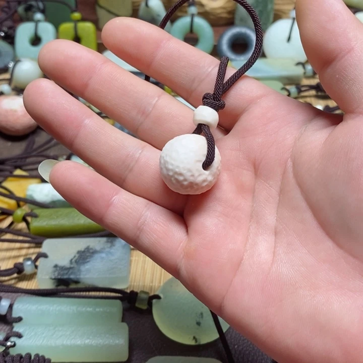 蛇纹石玉挂件未镶嵌简****N