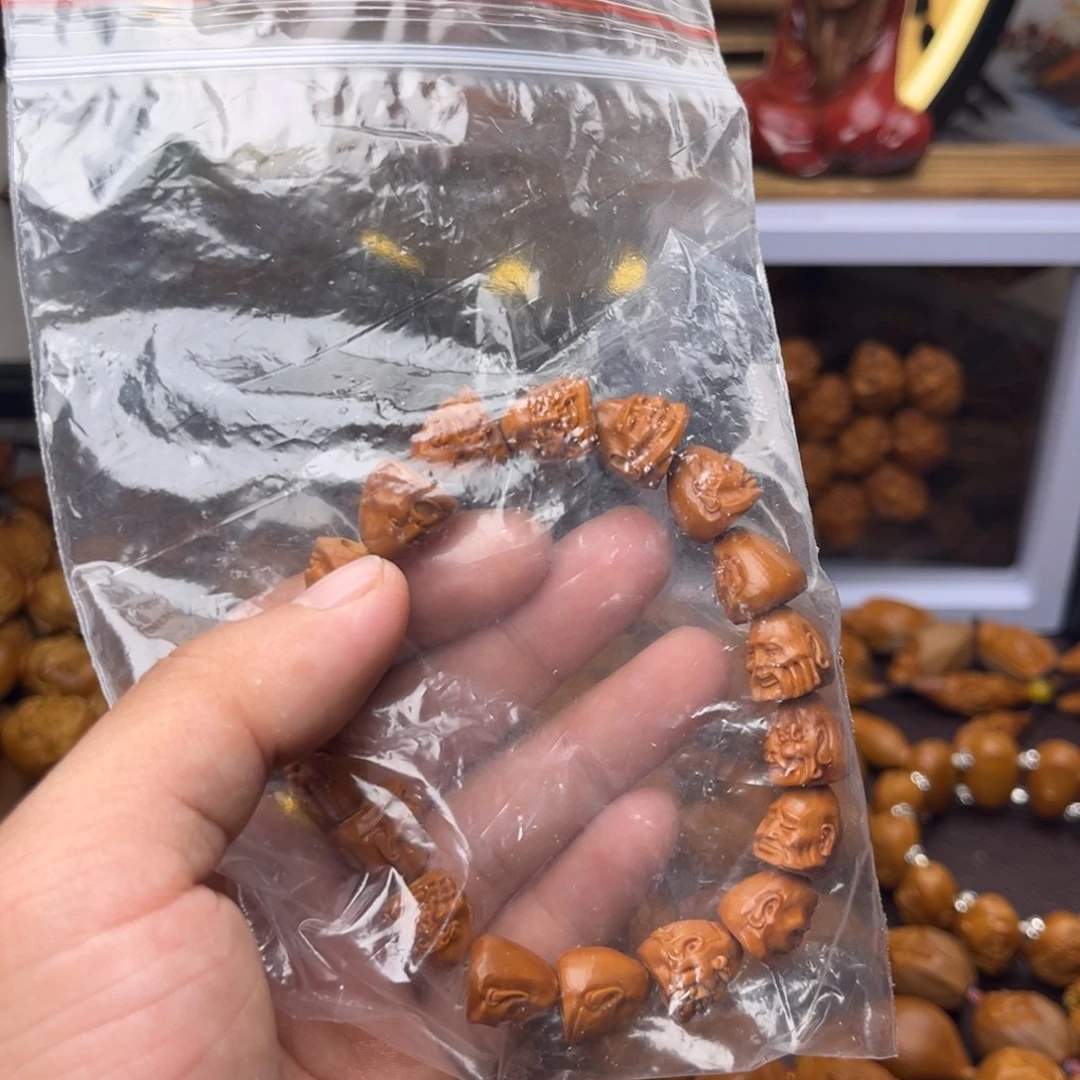明***戈橄榄核吊坠橄榄核核尖罗汉1.1