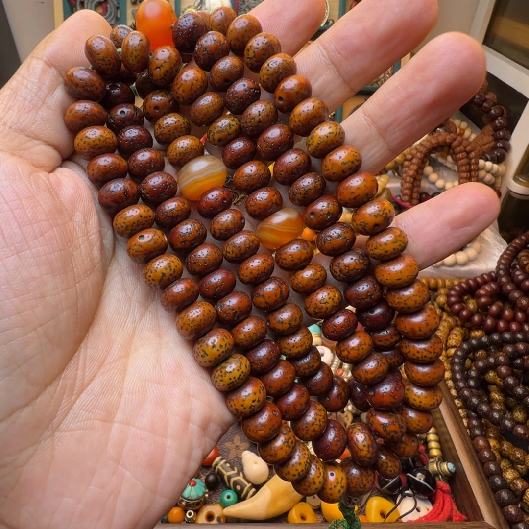 星月菩提吊坠藏传