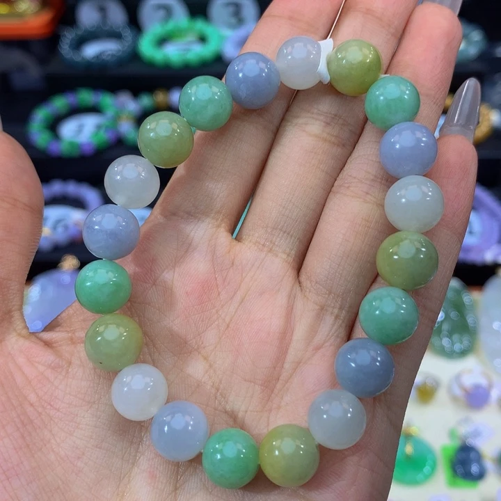 翡翠挂件未镶嵌翡翠10