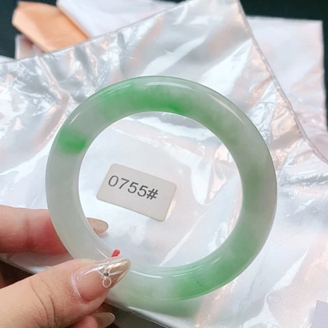 未镶嵌手镯翡翠0755