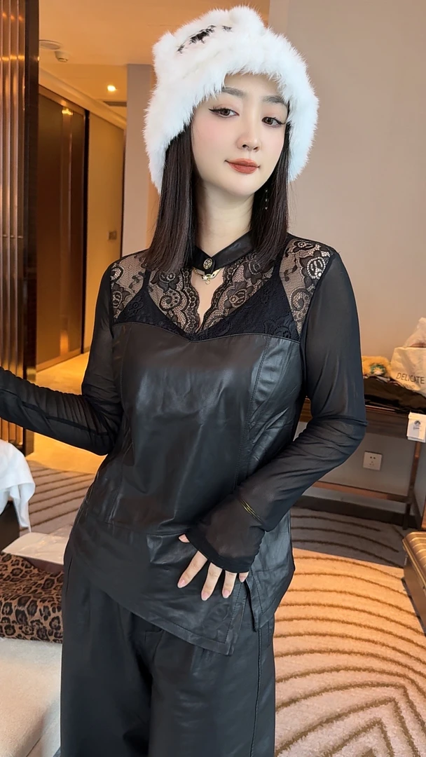 红姐严选蕾丝拼接打底衫31229