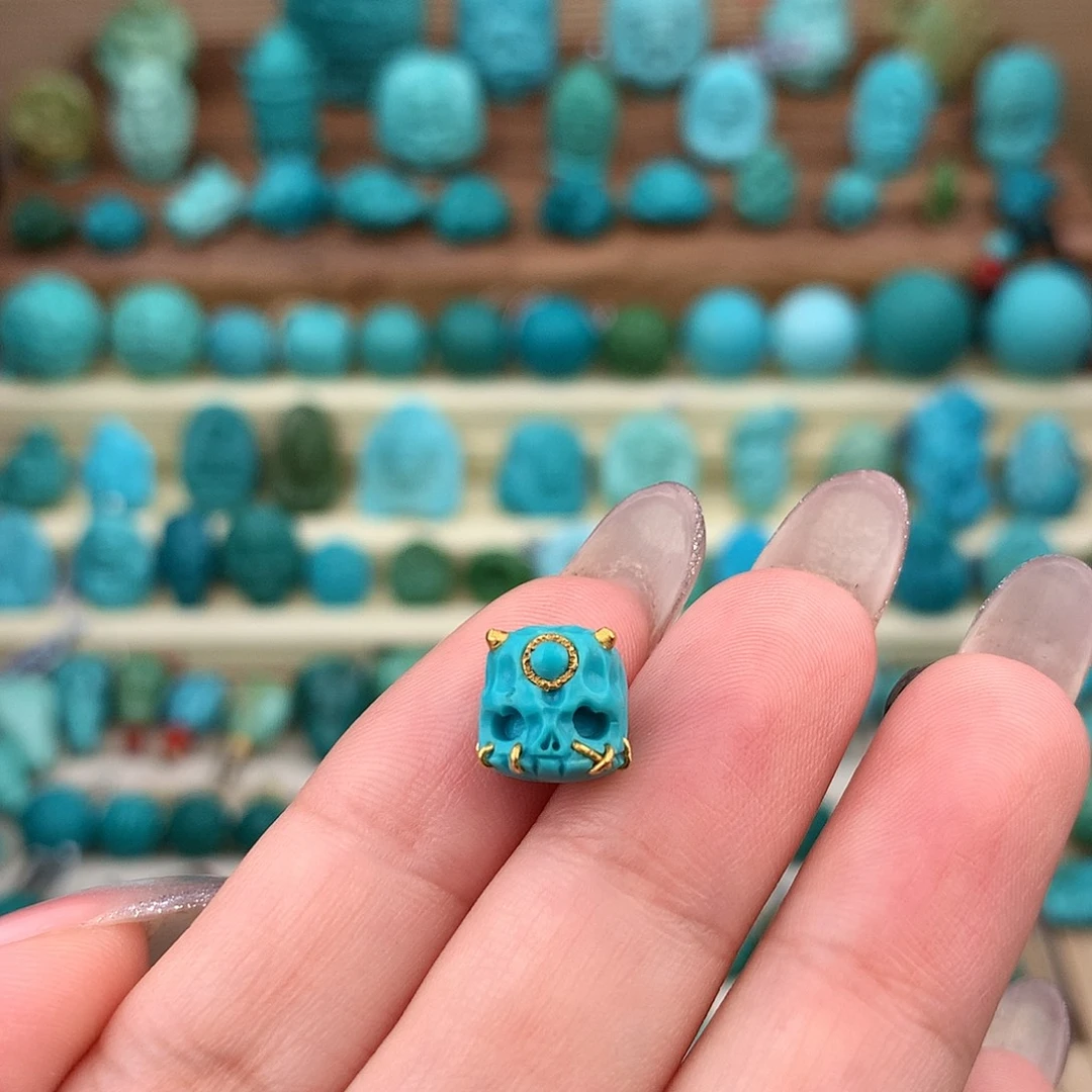 科***工绿松石未镶嵌珠宝奇石