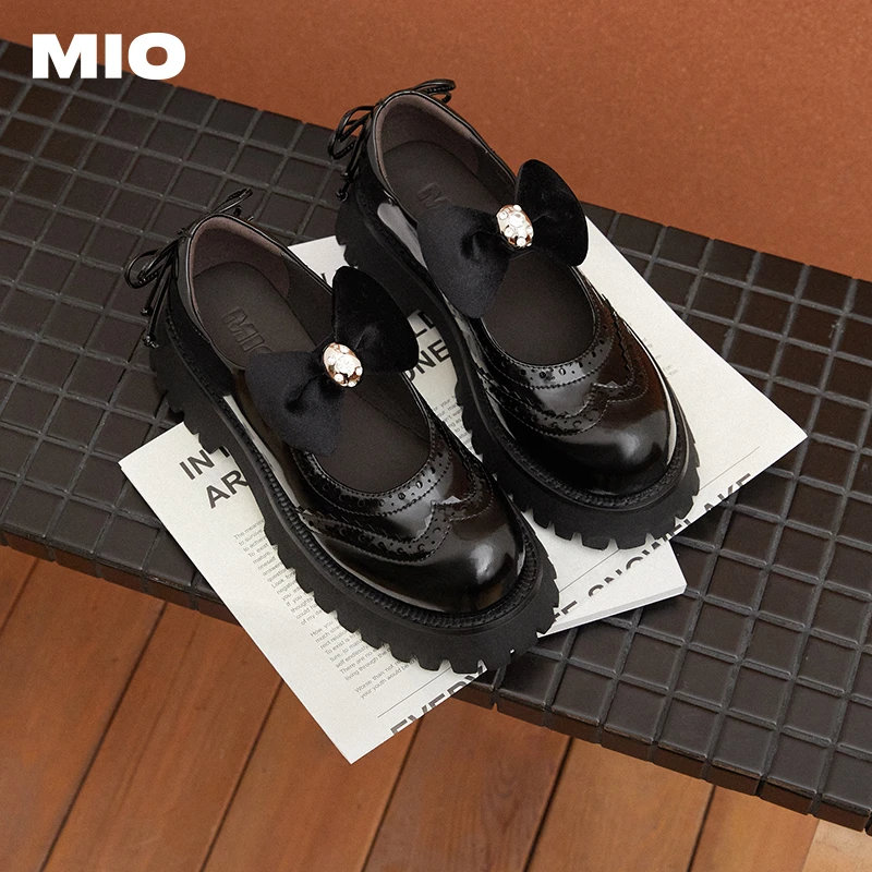 MIO米奥 蝴蝶闪钻甜酷厚底玛丽珍鞋 M251514443