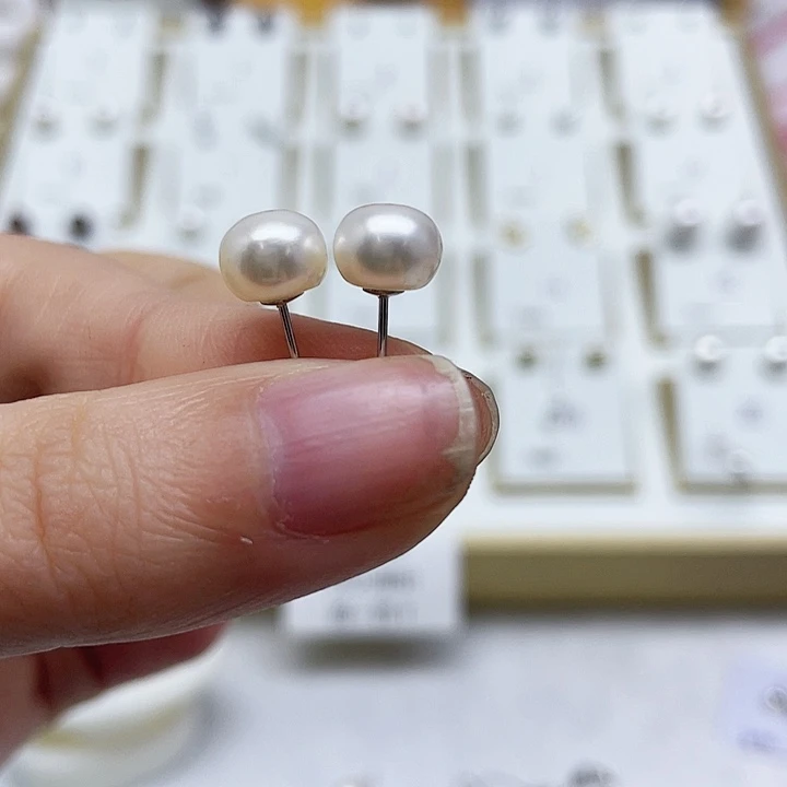 淡水珍珠耳饰银S925镶嵌L****娘