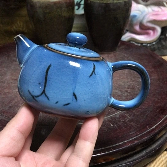 壶陶瓷艺术家的作品是一种