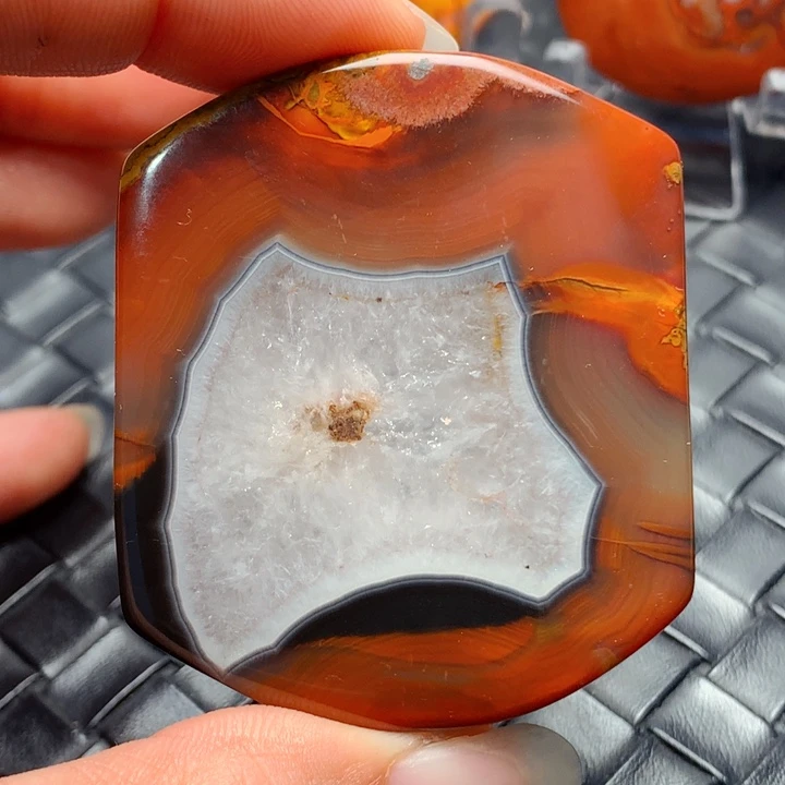 玛瑙/玉髓颈饰未镶嵌?**?