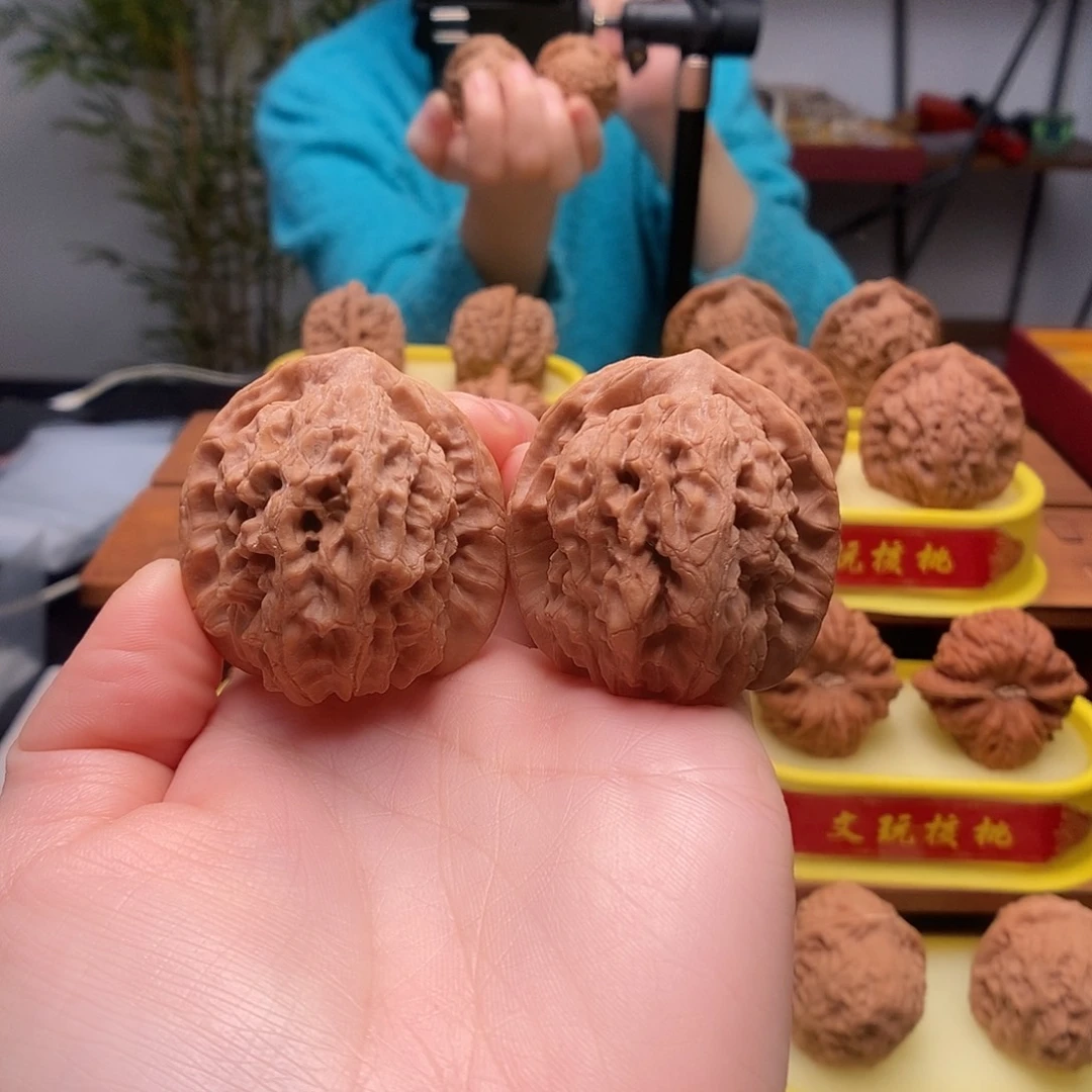 文玩核桃吊坠马老四福利39