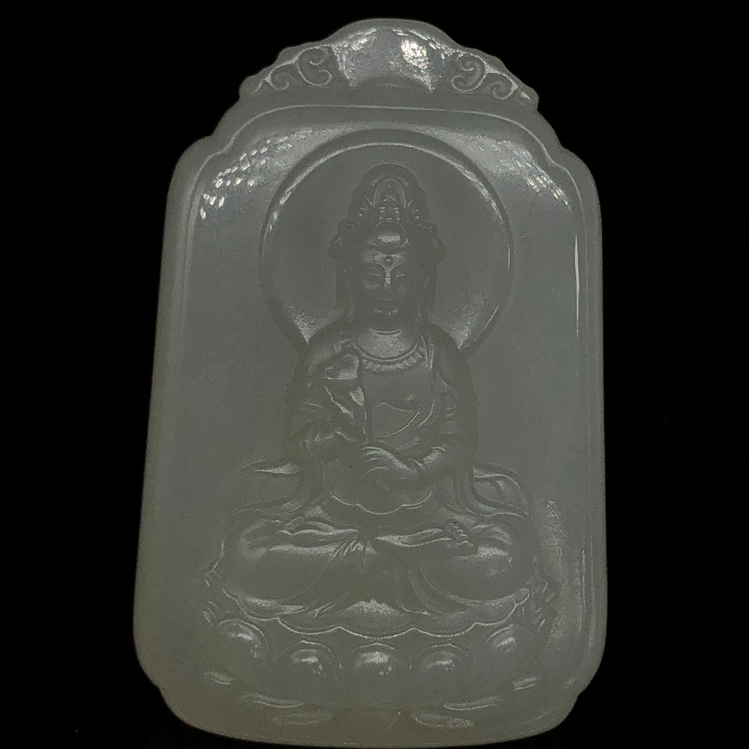 27和田玉蜂蜜水自在观音/900773保利厦门拍卖