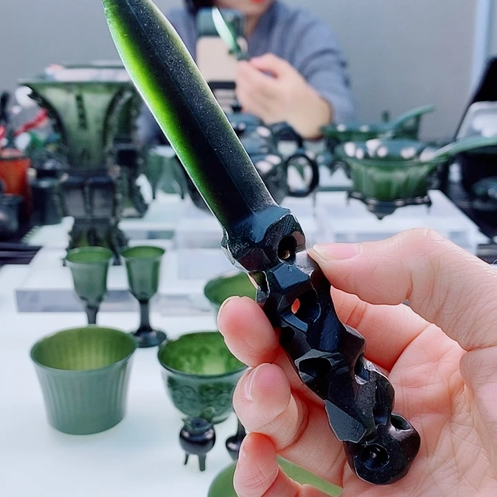 和田玉（青玉）未镶嵌把件