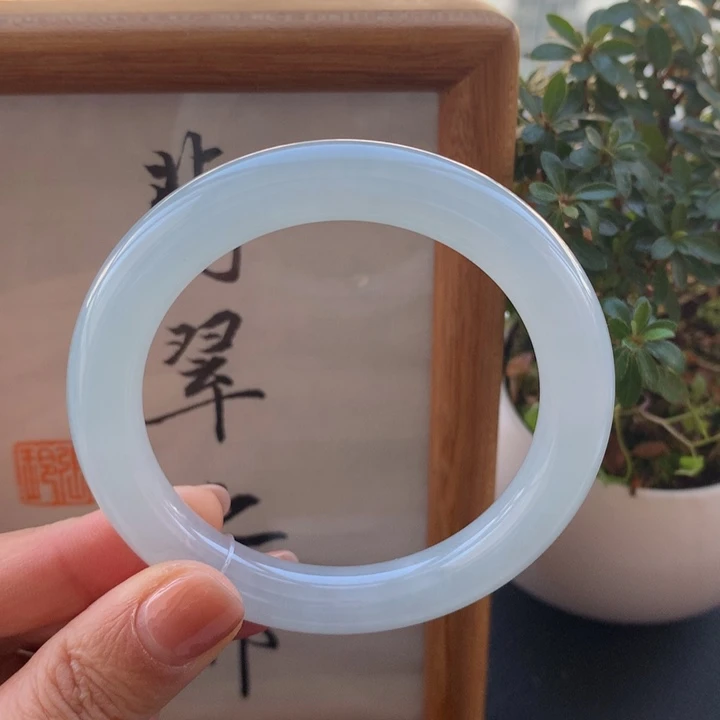 翡翠手镯未镶嵌翡翠手镯54