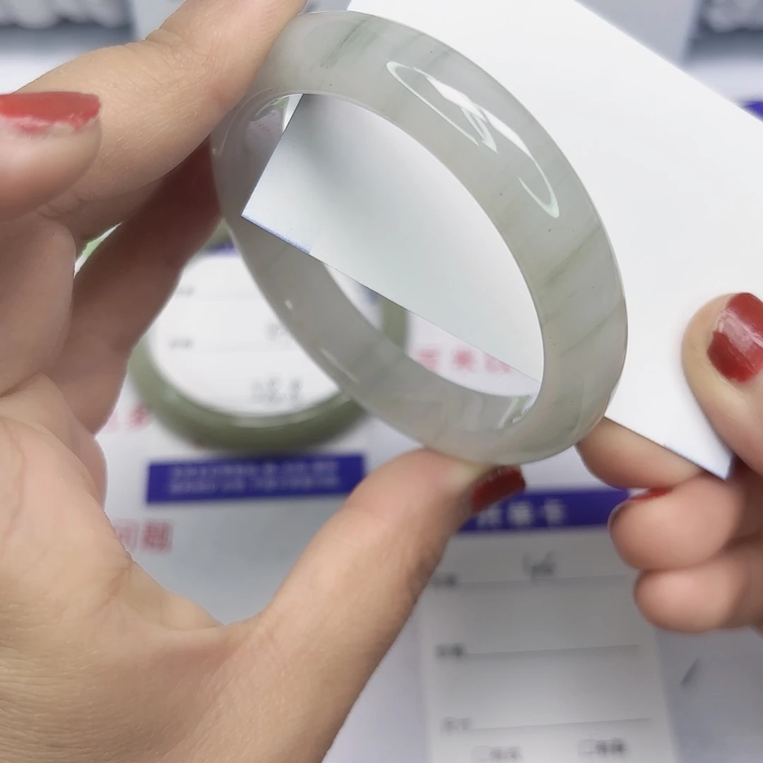 石英质玉未镶嵌手镯46/56