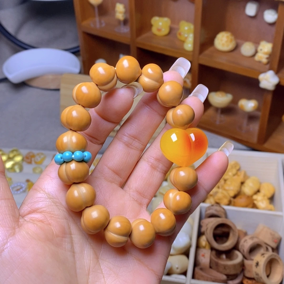 猴头核桃吊坠手工柯基手串搭配