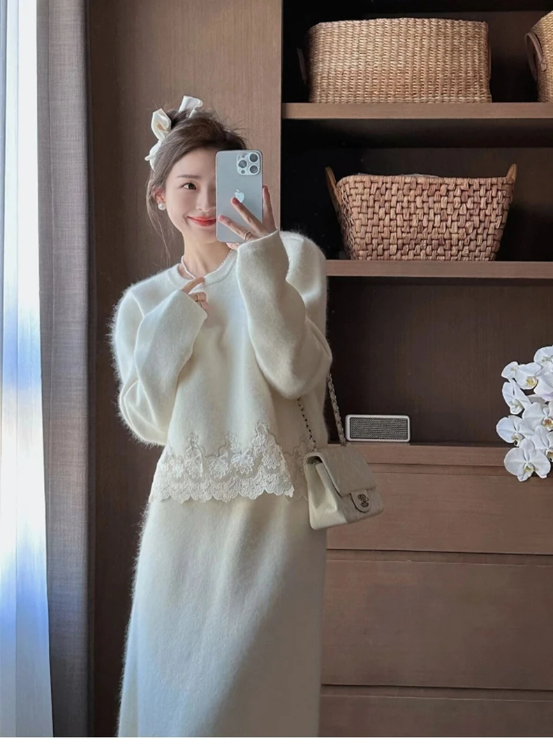【晨晨专属】法式温柔蕾丝拼接圆领毛衣女2025新款名媛气质针织套装