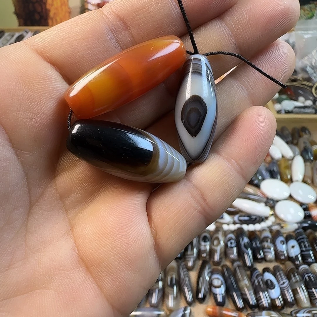 玛瑙/玉髓未镶嵌颈饰