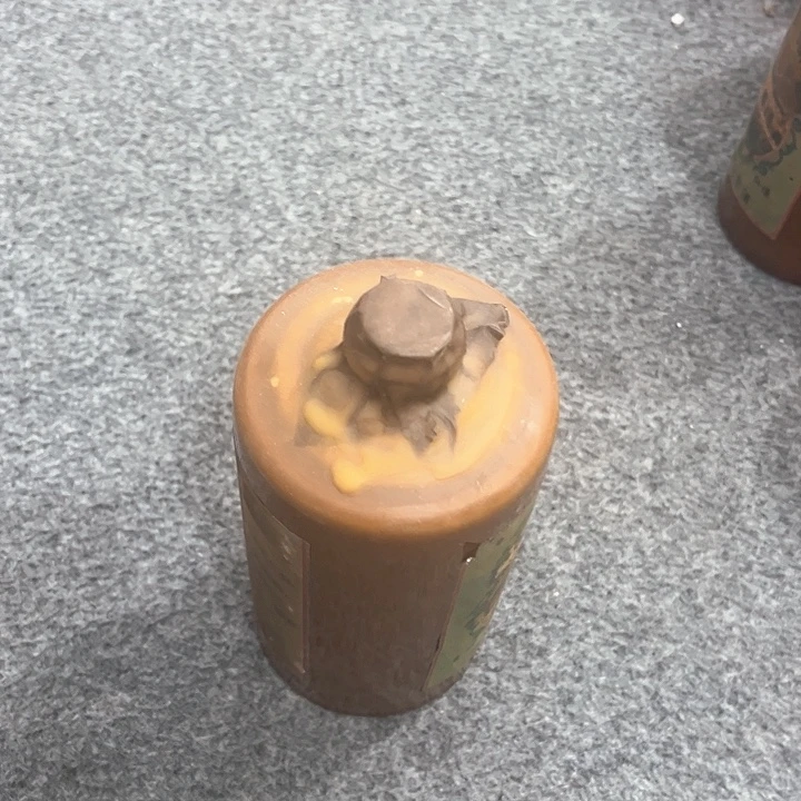 瓶子盘子手工手绘