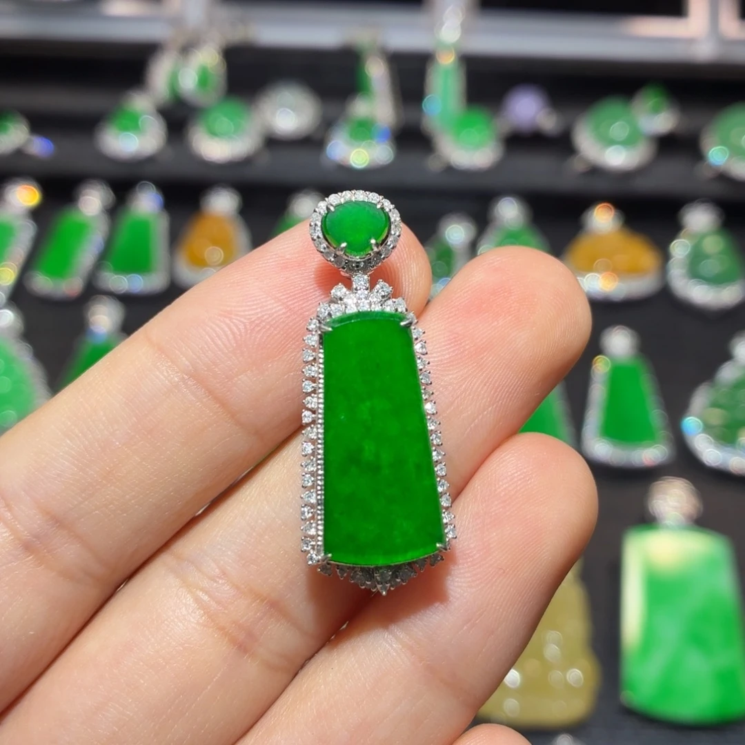 翡翠18K金镶嵌吊坠(不含链)