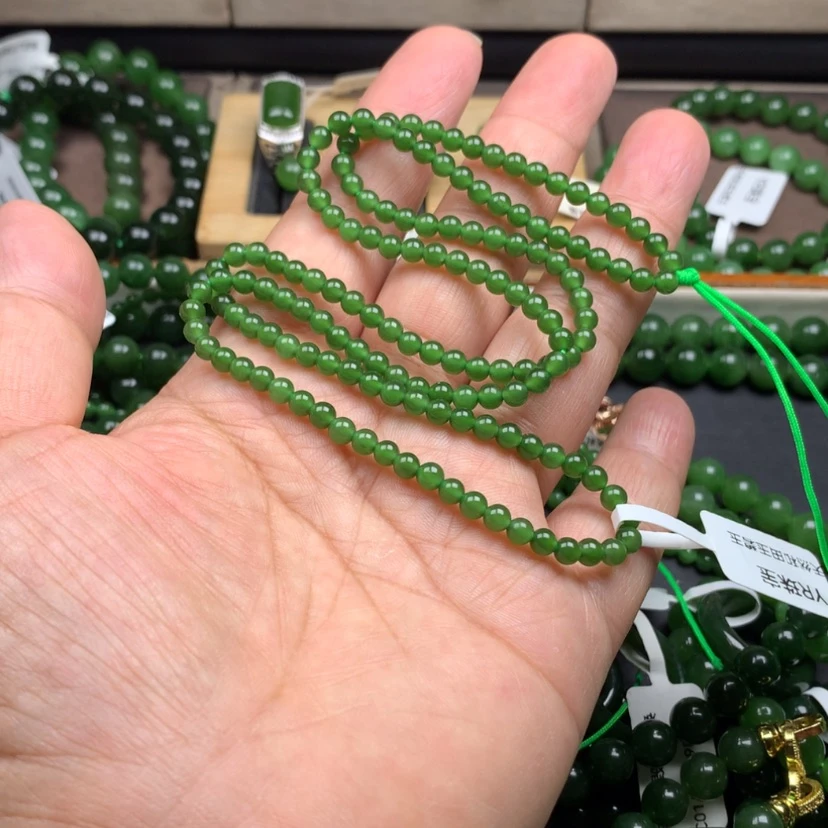 【闪购商品】颈饰未镶嵌和田玉（碧玉）￴****T4m m