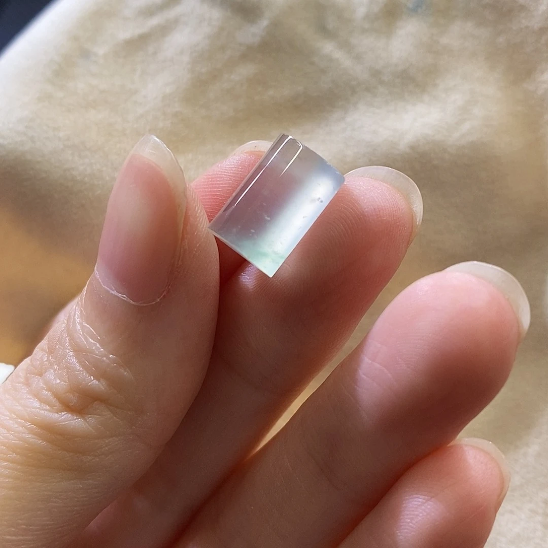 未镶嵌挂件翡翠马鞍