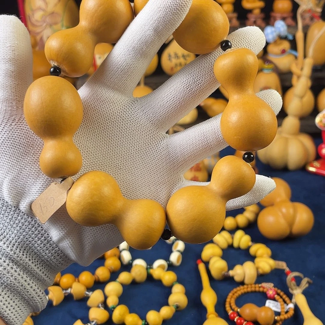 郑***瑜大叶紫檀（黑酸枝木类）