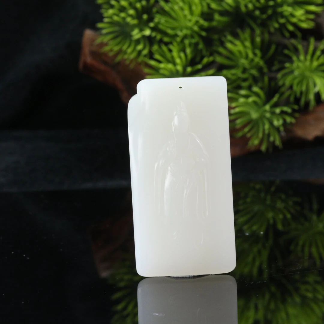 57和田玉光白无相观音/300220上海嘉禾拍卖