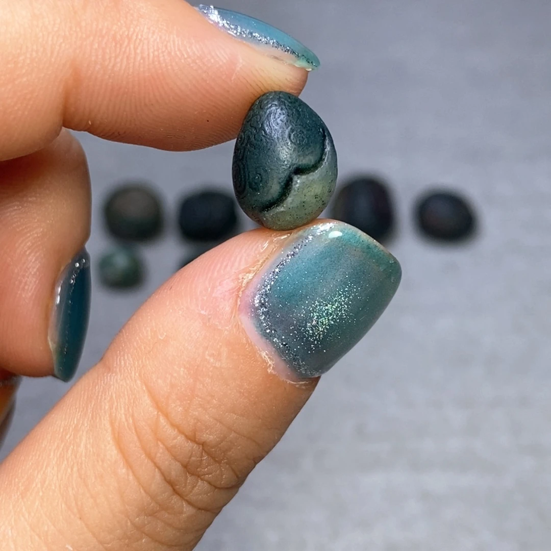 无非金属地表浅地表各种天然石头满50包邮   偏远满100包邮