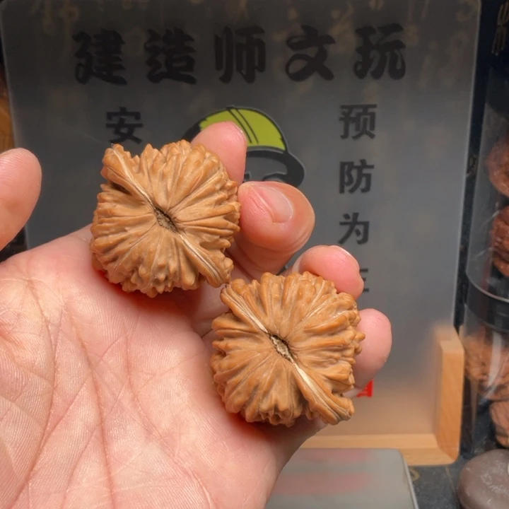 小***叔吊坠文玩核桃四座楼43全品